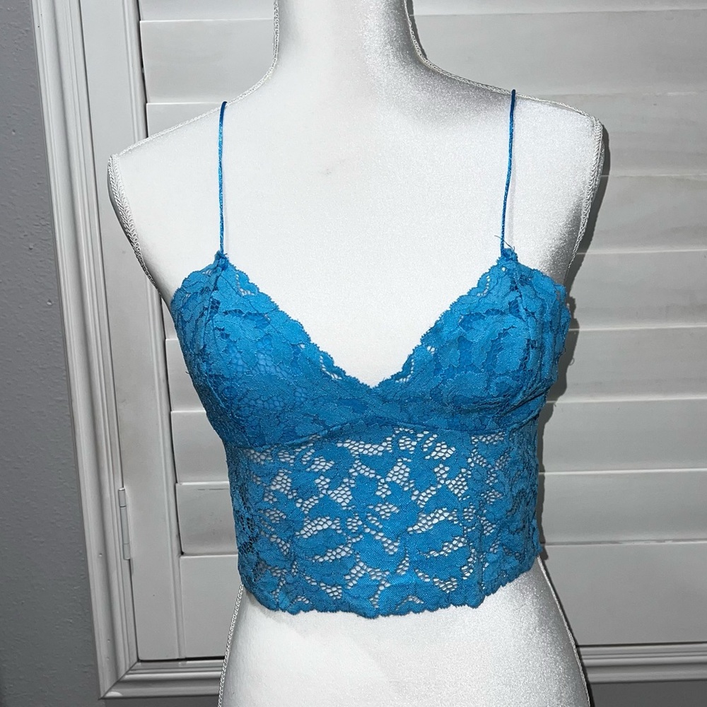 Blue Lace Crop